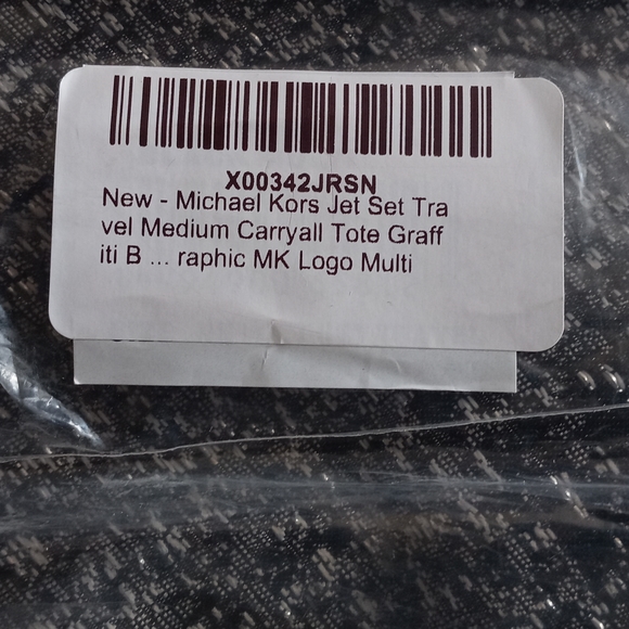 Michael Kors shiney gold bag - Picture 2 of 14